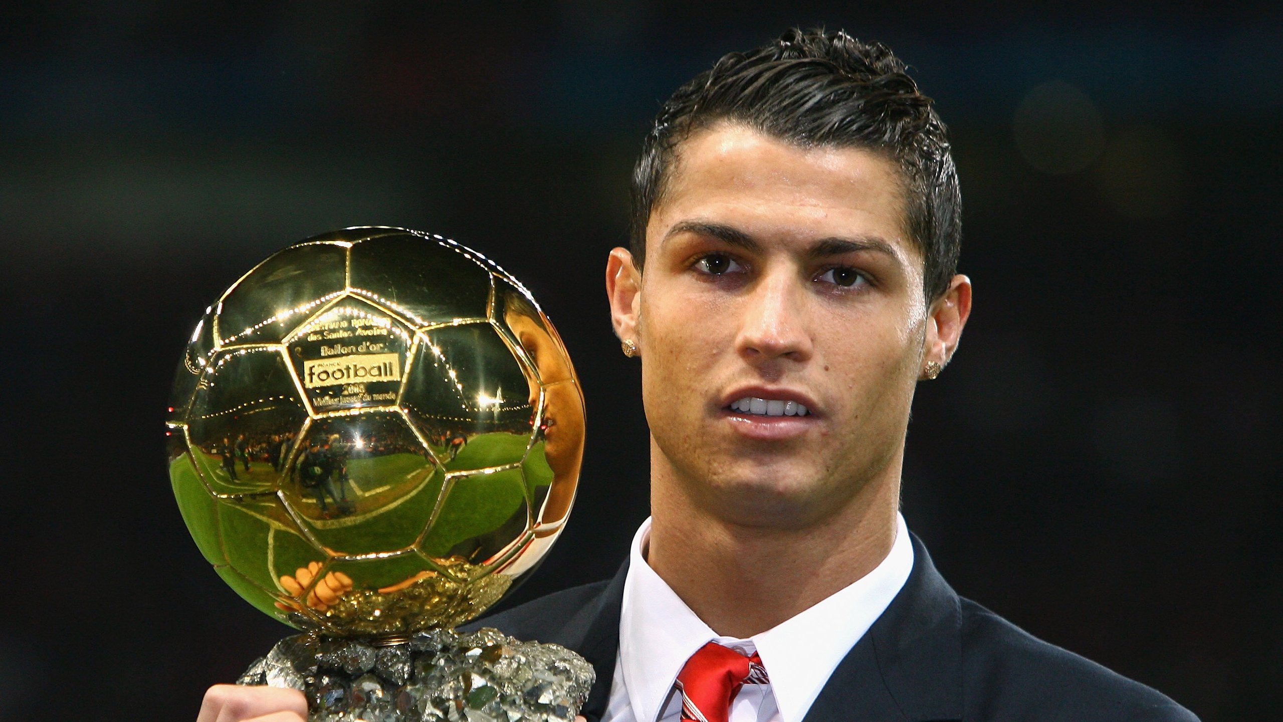 非洲狂飙扳倒红魔巨人！皇马关键先生巴尔韦德征服梦剧场